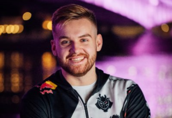 HObbit：加以提升，未来我们或能达到巅峰A队的状态